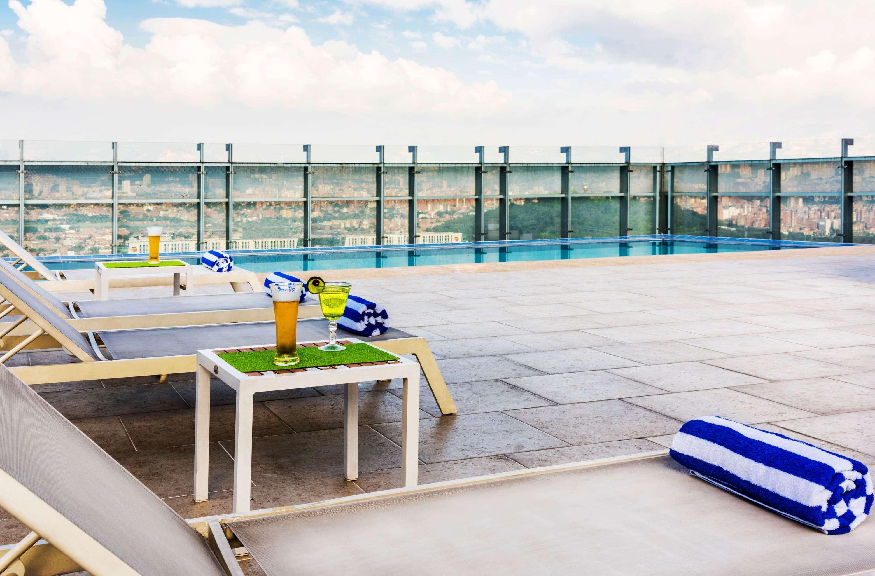 La Quinta By Wyndham Medellin Hotel Luaran gambar