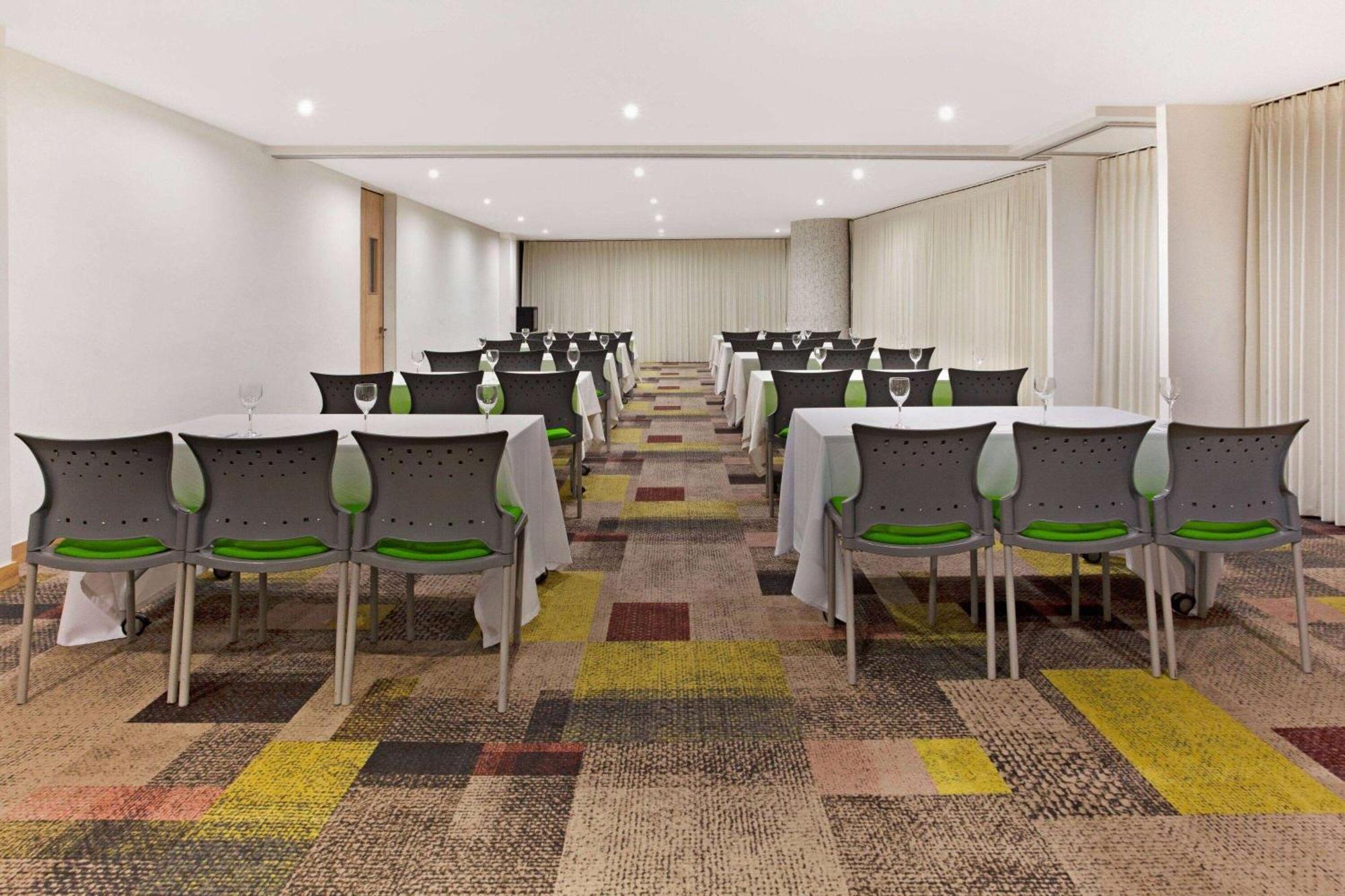 La Quinta By Wyndham Medellin Hotel Luaran gambar