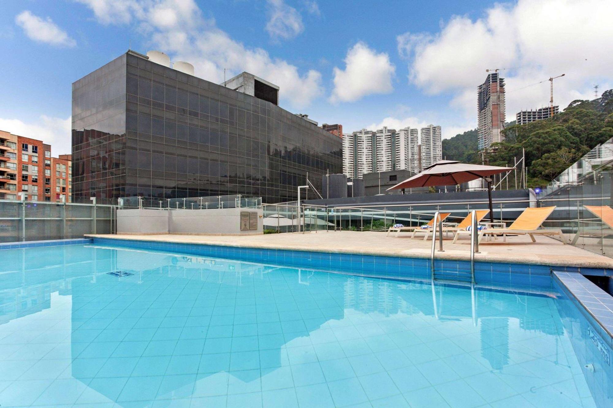 La Quinta By Wyndham Medellin Hotel Luaran gambar